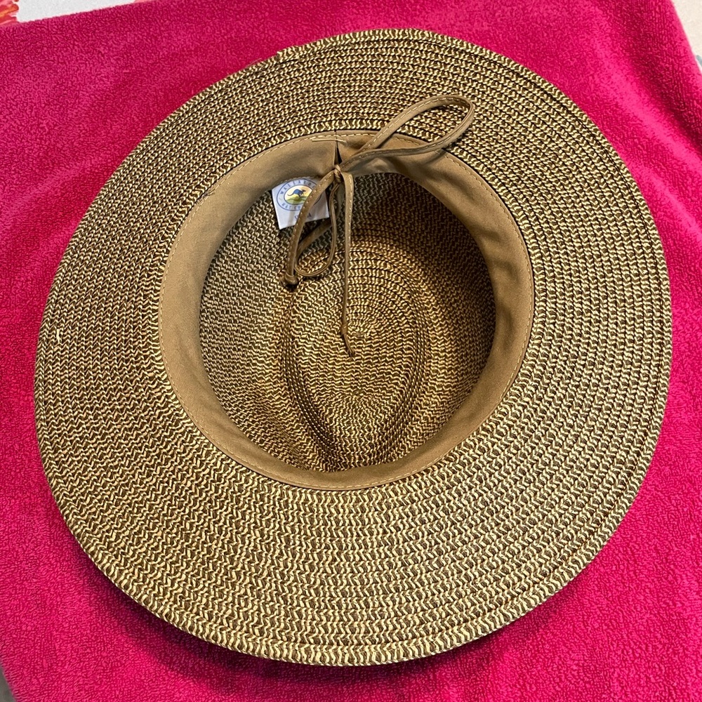 Wallaroo women’s Stylish Woven Paper Braid Hat with Band. One Size. - Picture 5 of 9